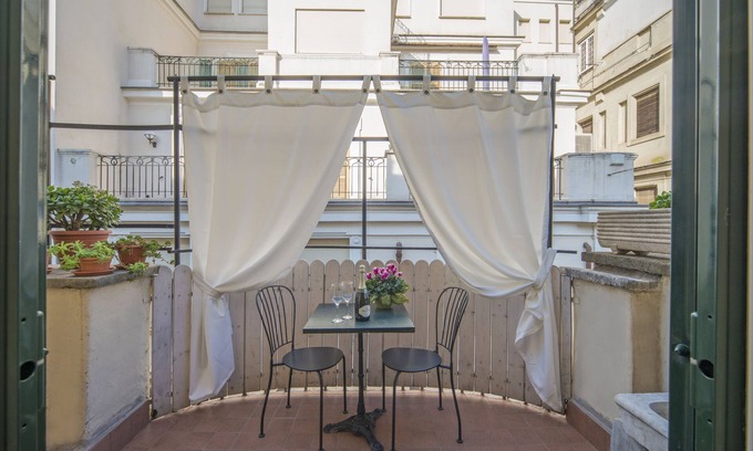 Repubblica Apartment | [Trevi] Domus Avignonesi