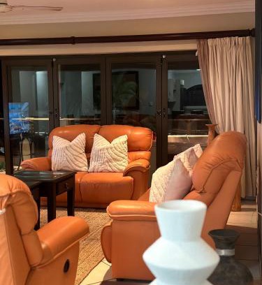 Shelly Beach Apartment | Trevi Sea-view Apartment