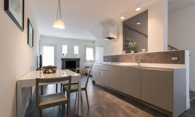 Treviso Apartment | Treviso modern TOP fittings