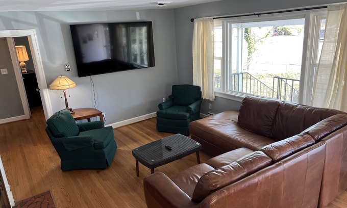 Norfolk House | Tri - Level Residential Home; Pet Friendly, WiFi, Off street Parking by RedAwning