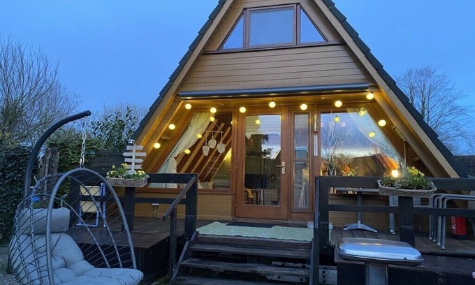Bedekaspeler Marsch House | Triangle Vacation Home