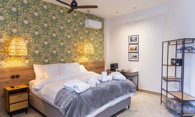 Trikala House | Trikala Mall Suites 1st Floor Suite Number 10