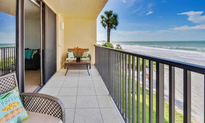 Madeira Beach House | Trillium 1C - Premier