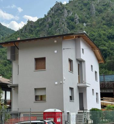 Spino al Brembo Apartment | Trilocale con cucina - Casa Manzoni