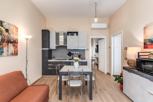 Quartiere XVII Trieste Apartment | Trilocale indipendente vicino Metro per Colosseo - Domus in Rome