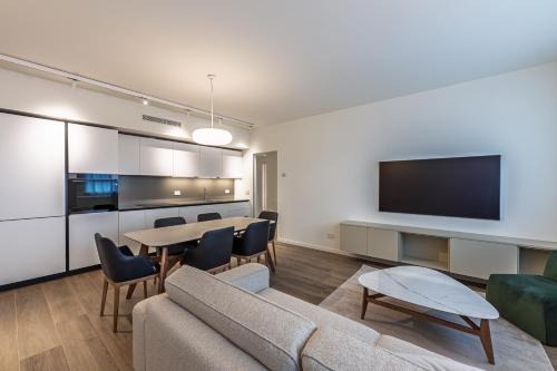 Treviglio Apartment | Trilocale Monnalisa Treviglio Milano Upper Stay