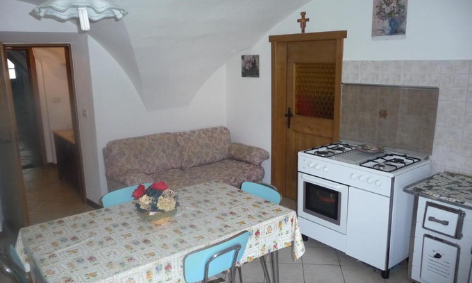 Balbido-rango Apartment | Trilocale nel Paese Dipinto