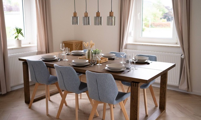 Edingen House | Trimosa Apt. | River Retreat with 3 bedrooms