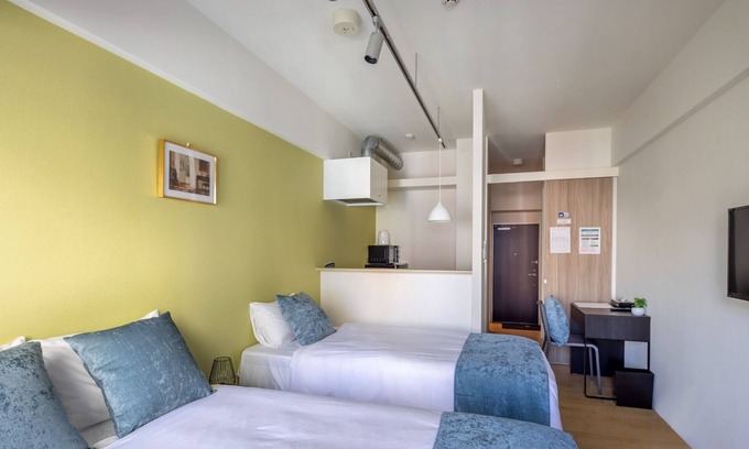 Kujo Apartment | Triple room telework sightseeing business use - 2nd to 10th floor 702 / Osaka Ōsaka