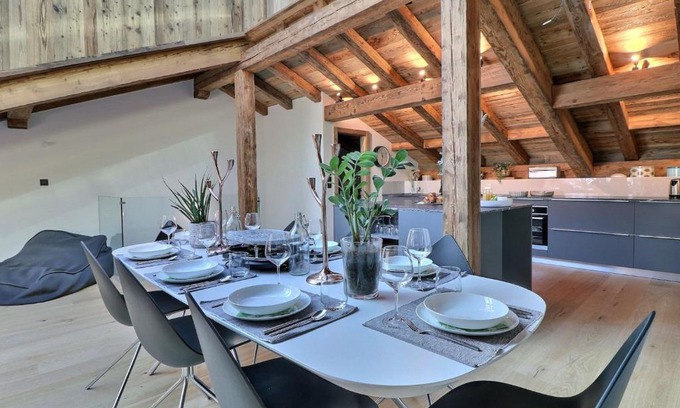 Morzine Apartment | Triplex de luxe à Morzine: 4 suites, jacuzzi, proche commerces et navettes, animaux acceptés - FR-1-627-69