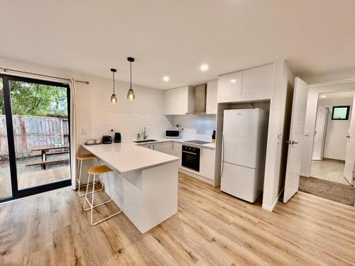 Christchurch Apartment | TriPoint Retreat Airport, Uni and City at Your Doorstep