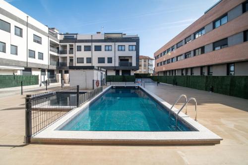 Llanes Apartment | Trisquel, apartamento con piscina en Llanes VUT-3108-AS