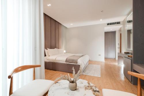 Kamez Hotel | Troci Hotel