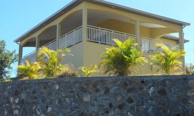 Trois-Bassins Villa | Trois Bassins: House/Villa - Les trois bassins