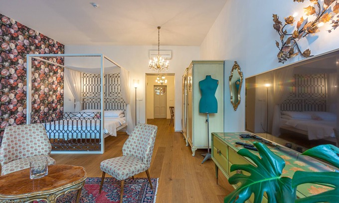 Ljubljana Old Town Apartment | Tromostovje II In Heart Of Ljubljana, Ljubljana, Slovenia