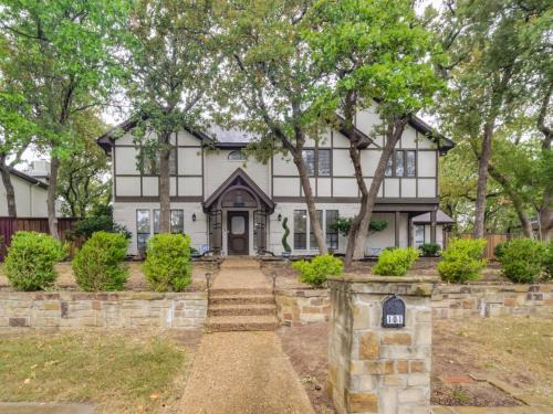 Trophy Club House | Trophy Haven Retreat With Pool