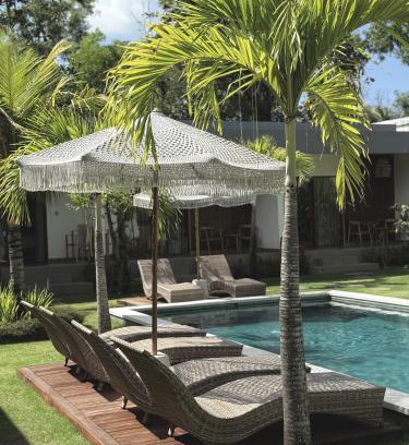 Pecatu Hotel | Tropical Almond Villa