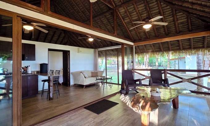Cambutal House | Tropical Beachfront Home in Cambutal