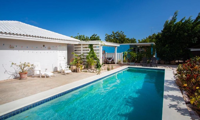 La Quinta Villas Apartment | Tropical Breeze Curaçao 'Blenchi'