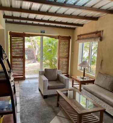 Tamarin Apartment | Tropical Cottage
