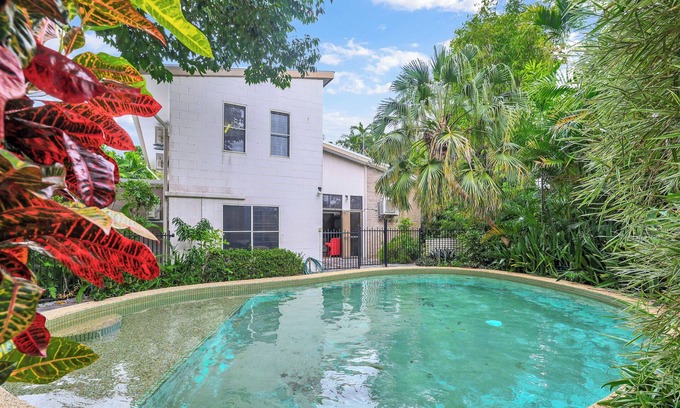 Fannie Bay House | Tropical Crush | 4 Beds, 2 Bath | Pool