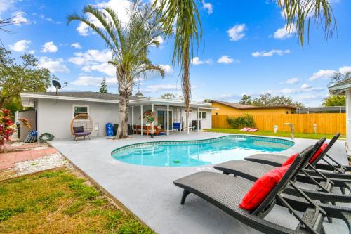 Largo House | Tropical Dream - Pool - Firepit - Gazebo