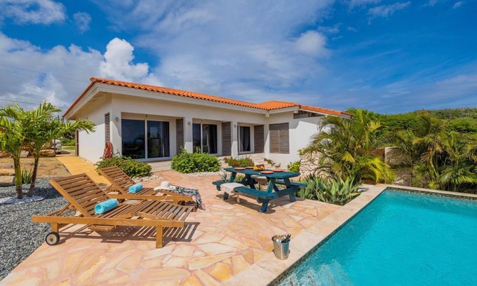 Santa Cruz Apartment | Tropical Getaway Near Arikok National Park ~ Pool!