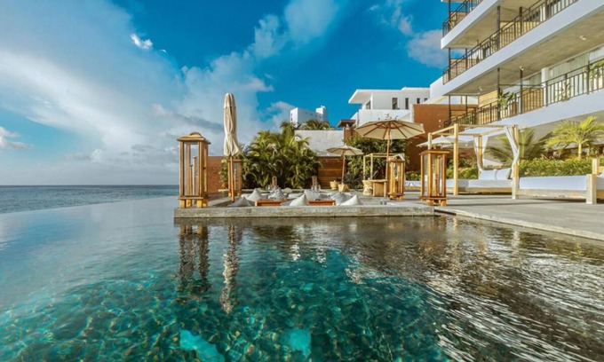 Zona Hotelera Norte House | Tropical Paradise! Outdoor Pool, Free Parking, Near Caletita Beach