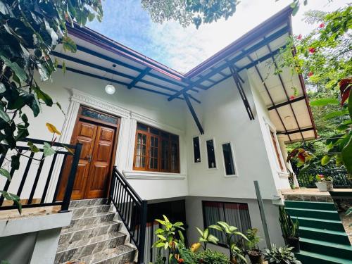 Teldeniya Villa | Tropical Oasis