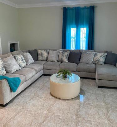 Westwind Apartment | Tropical Palm Townhouse