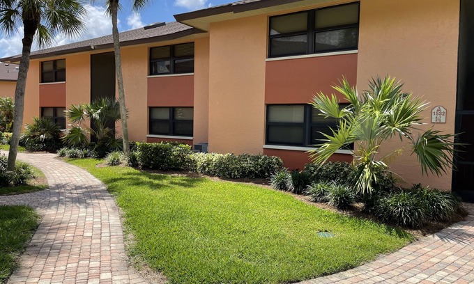 Hammock Bay Condo | Tropical Paradise between Naples & Marco Island Seasonal Rental
