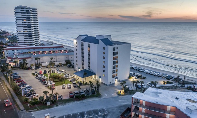 Seabreeze Park Hotel | Tropical Winds Oceanfront Hotel