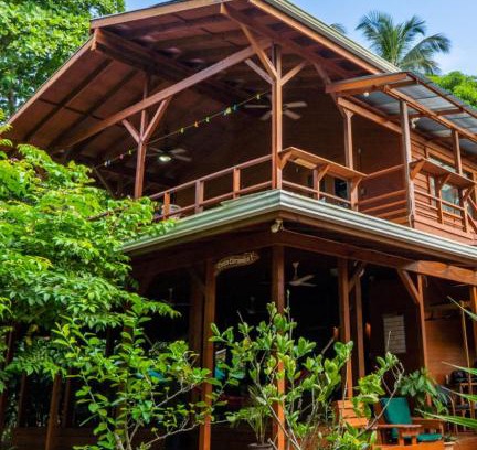 Carenero Island Apartment | TropicalArts Resort&Studios