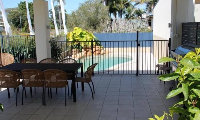 Ingham Hotel | Tropixx Motel & Restaurant