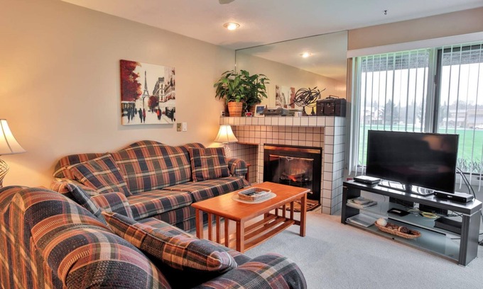 Harbor Springs Condo | Trout Creek Condos - Harbor Springs Michigan
