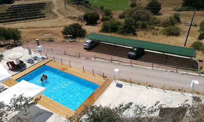 Petra Villa | Troyan Hill Type Mais, Garden, Panoramic View & Pool for 2 to 5 adults