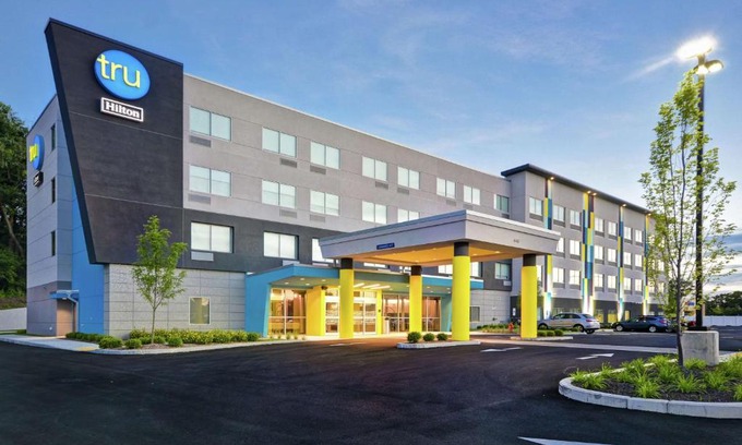 Chicopee Hotel | Tru By Hilton Chicopee Springfield