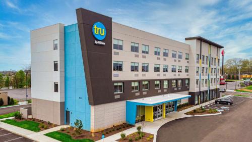 Clarksville Hotel | TRU By Hilton Clarksville