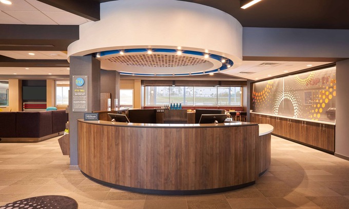 Southside Hotel | Tru by Hilton Jacksonville South Mandarin