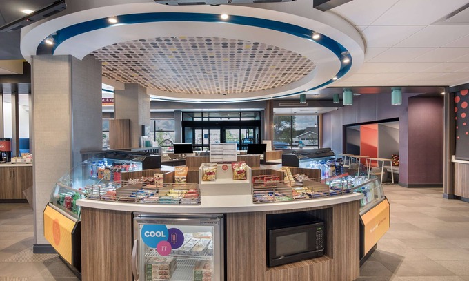 Warsaw Hotel | Tru by Hilton Warsaw
