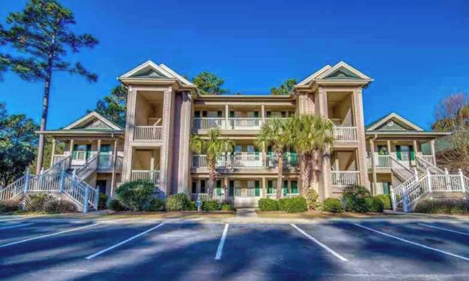 Pawleys Island Condo | True Blue Comfy Condo!