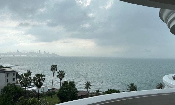 North Pattaya Condo | True escape! Private beach, Spacious pool, panoramic SeaView from Balconies, 3BR