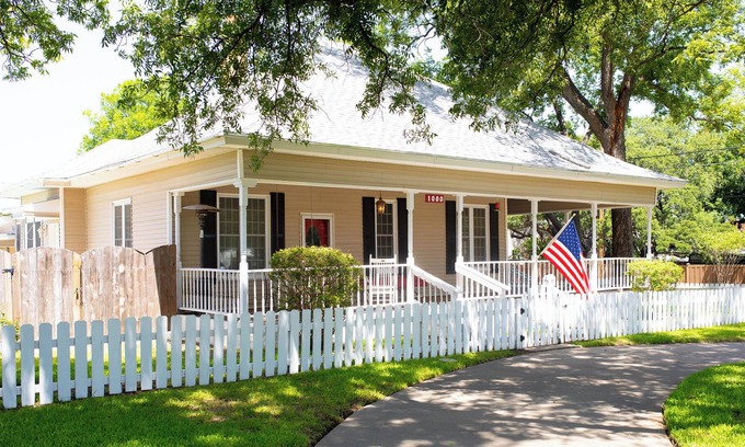 Brady House | True Heart of Texas Dream Home!