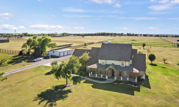 Fate Other | True Texas Ranch Life: 12-Acre Oasis, Pool, Ideal for Families, Gatherings