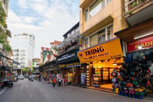 Hang Buom Apartment | Trung's House Old Quarter