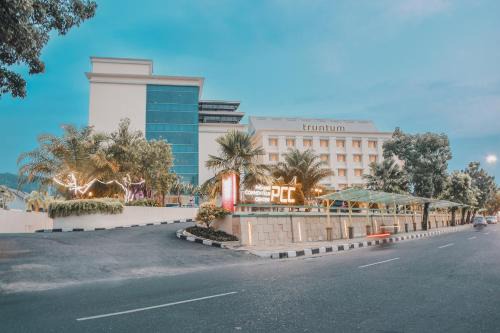 Padang Hotel | Truntum Padang
