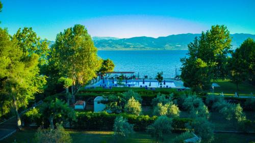 Stylida Hotel | Tsamadanis Hotel & Bungalows Friends Family