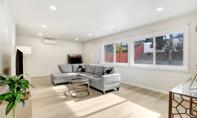 Rowland Heights Apartment | tsgv-rh18632-wos-is-4-2