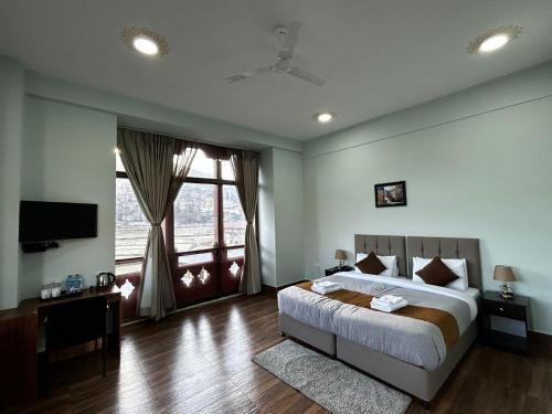 Paro Hotel | Tshongdu Boutique