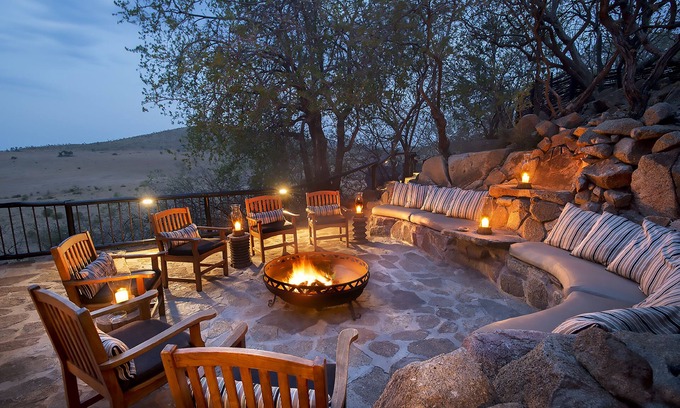 Pilanesberg National Park Cabin | Tshukudu Bush Lodge